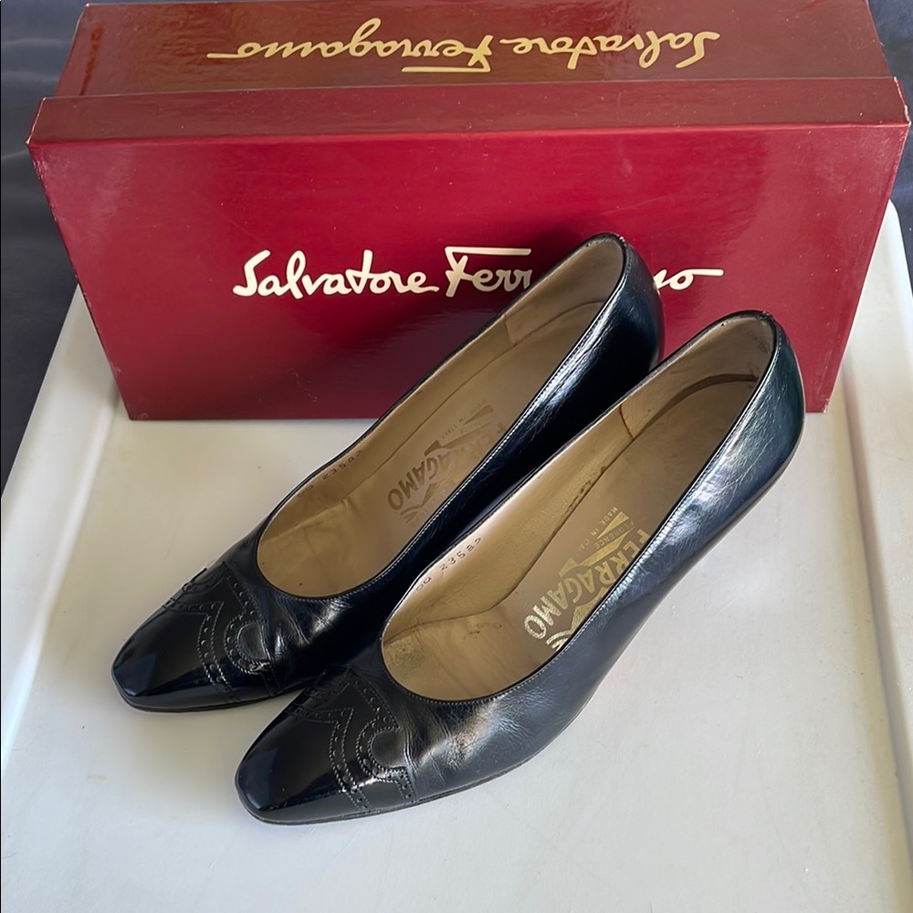 Vintage (1990’s) Salvatore Ferragamo Black Women's Shoes